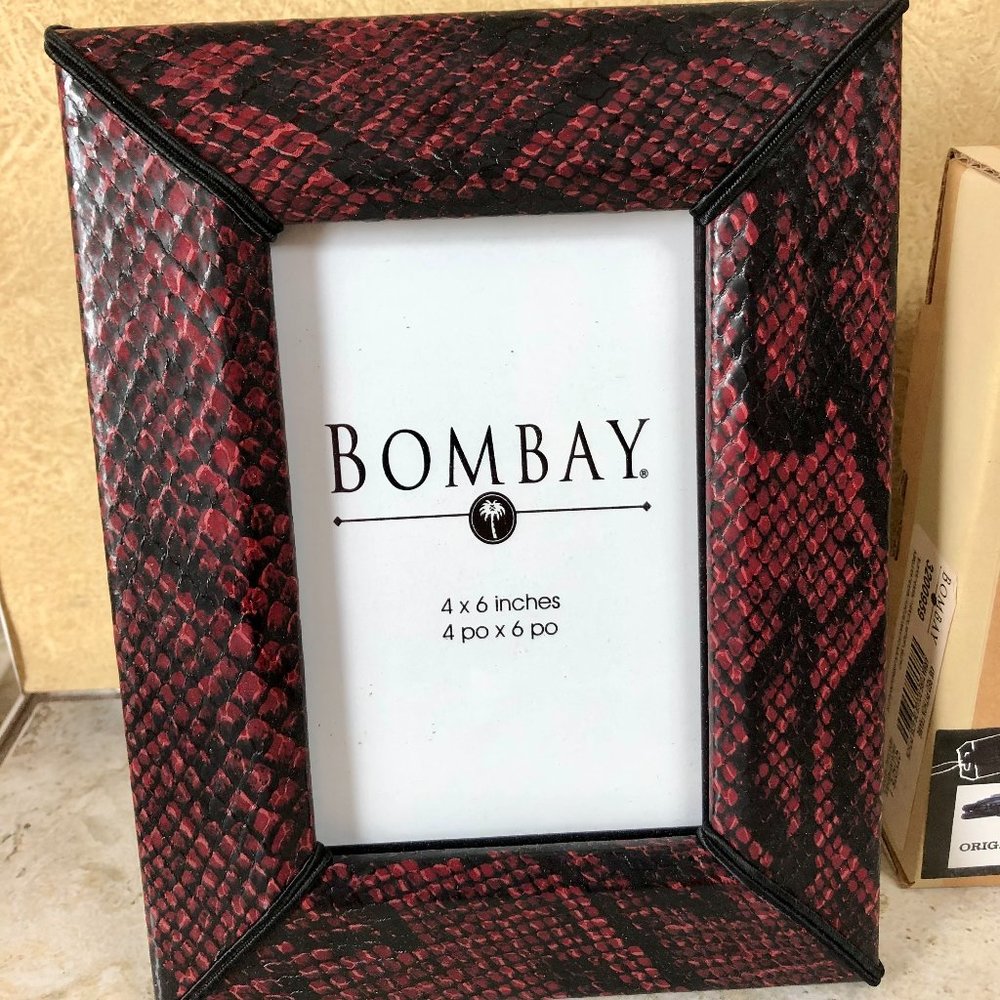 Bombay Red Black Snake Reptile Leather Picture Photo Frame Glam 4x6" New NIB
